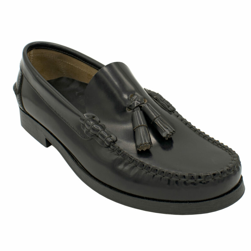 Mocasín Negro Borlas 10-2